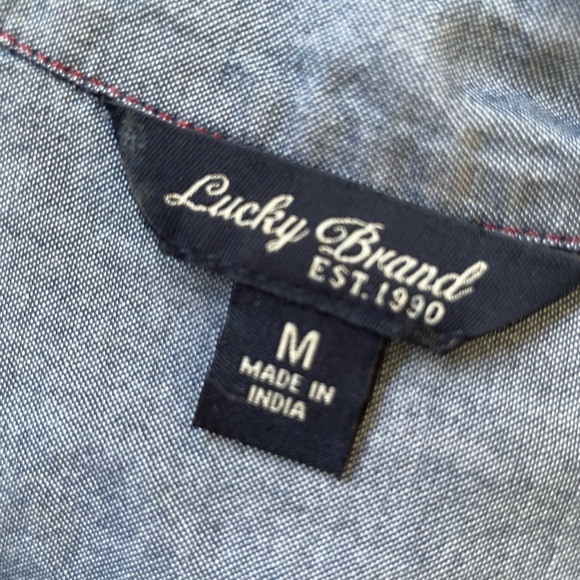 Women’s Medium - Lucky Brand button down - Picture 2 of 3